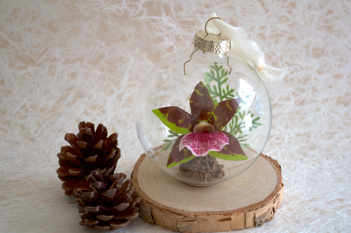 Cattleya Orchid “Lady’s Slipper” Flower Christmas Ornament